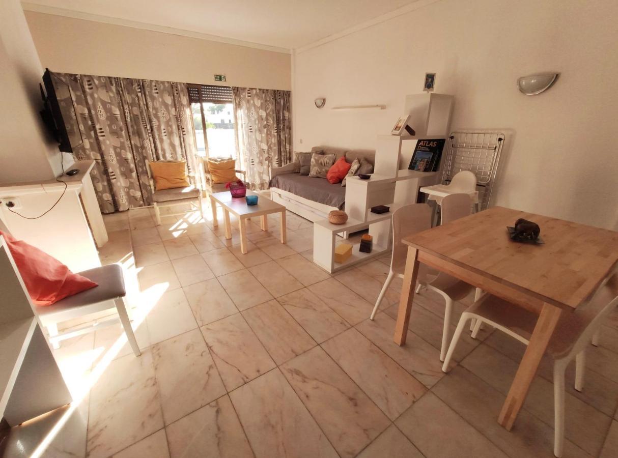Apartamento Oura T1 Beach 200M Albufeira Kültér fotó
